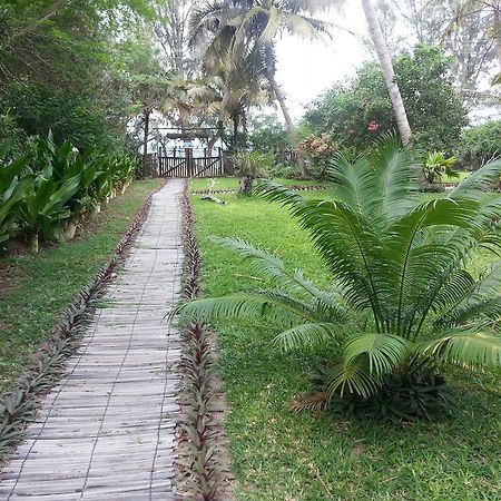 Palmeiras Lodge Vilanculos Exterior foto